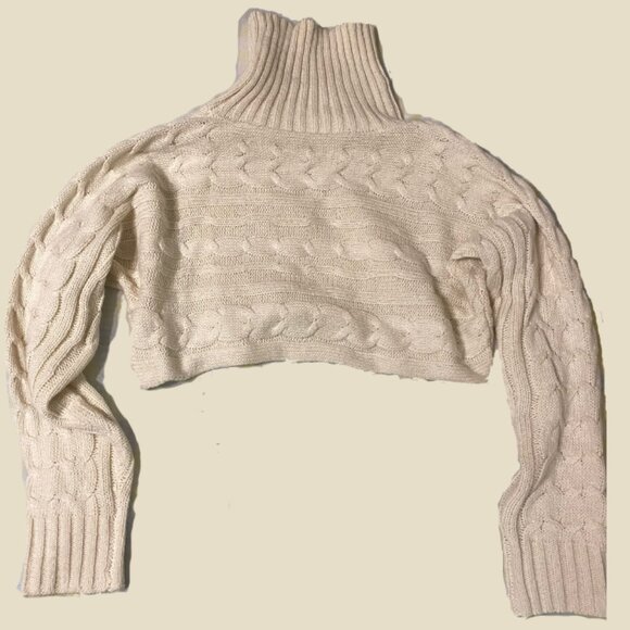 Cropped Cable Knit Turtleneck - Picture 2 of 7
